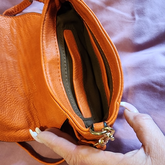 Crossbody bag NWOT - Picture 2 of 4